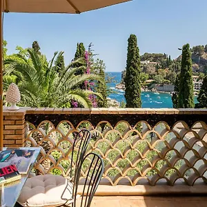 https://baia-mazzar.sicilyhotelsitaly.net